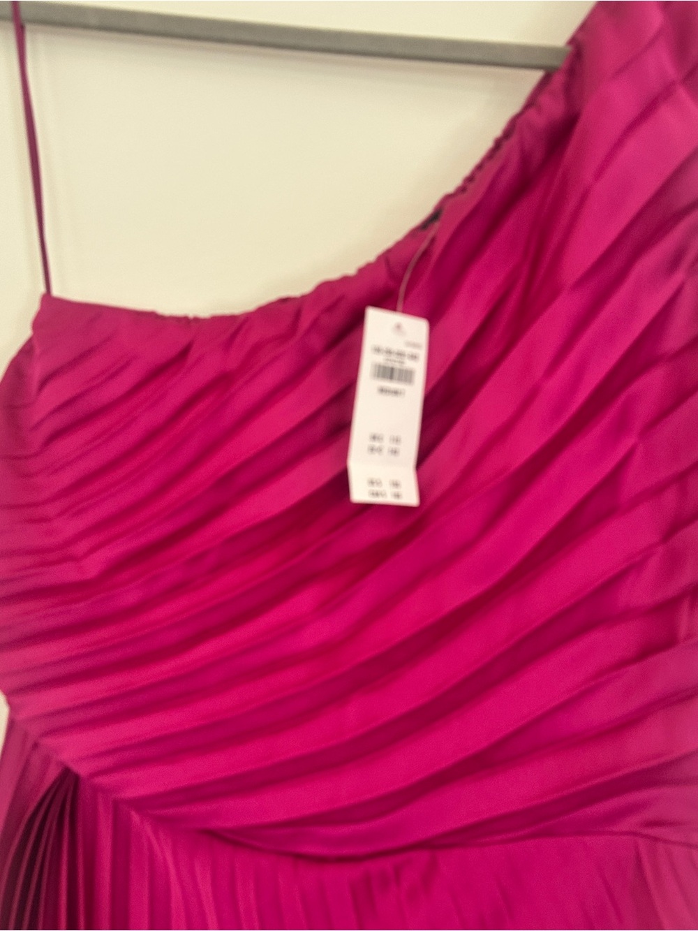 Abercrombie & Fitch Hot Pink Pleated Midi Dress - Picture 4 of 6